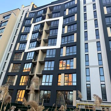 Зарічанська вул., (Будинок)