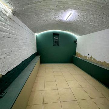 Соборна вул., 9