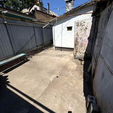 Стовпова вул.