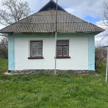 Набережна, 20