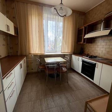 Науки просп. (Леніна), 48