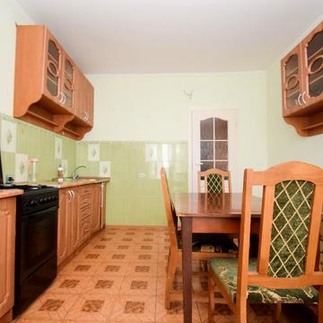 Вільхова вул., 10