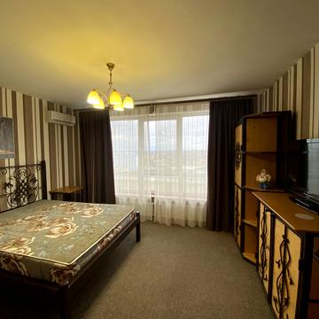 Миколи Бажана просп., 1-А