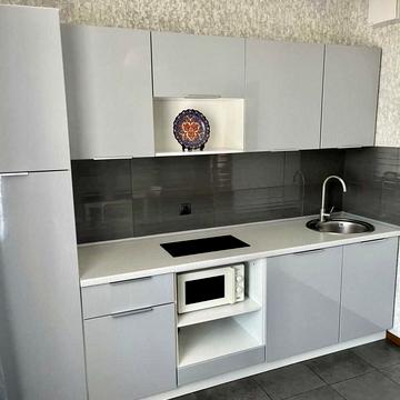 Бориса Гмирі вул., 18