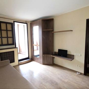 Ювілейний просп. (), 75