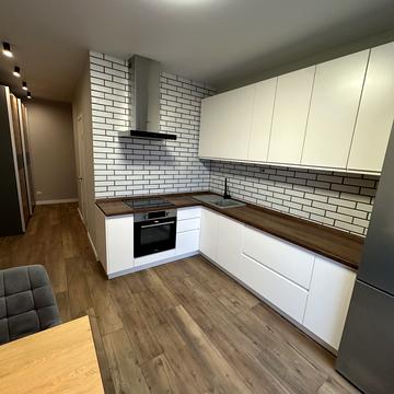 Камянська вул. (Дніпродзержинська), 128