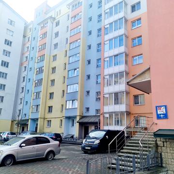 Тролейбусна вул., 32