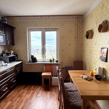 Бакинська вул., 37-Г