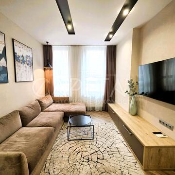 Ділова вул. (Димитрова), 1/2