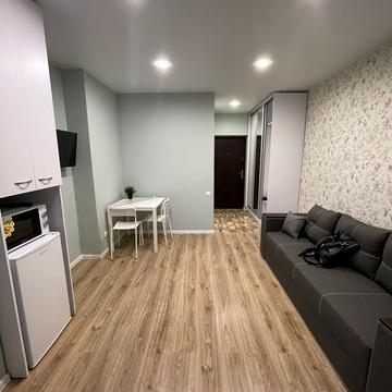 Академіка Шалімова вул., 70/2