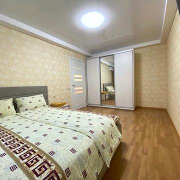 Дарницький бульв., 11