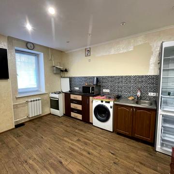 Заячий пров., 10а