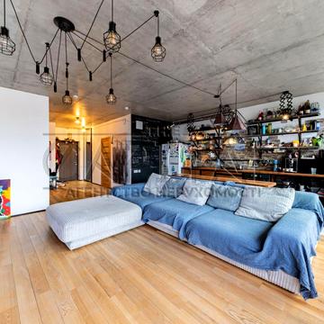 Золотоустівська вул., 34