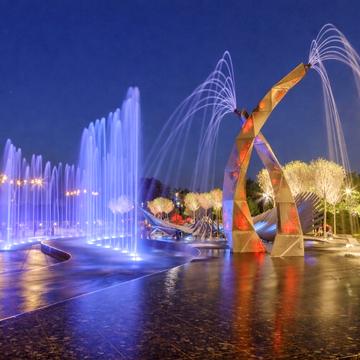 Набережна Перемоги вул., 50