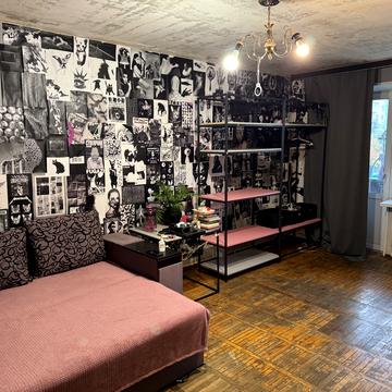 Академіка Глушкова просп., 24