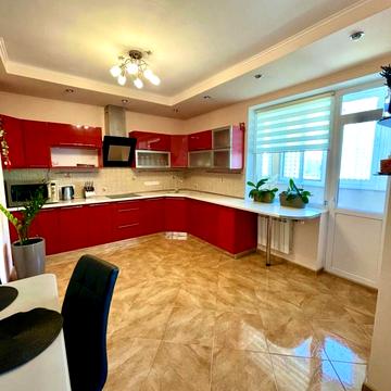 Дніпровська набережна вул., 19-А