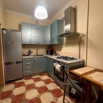 Павла Думанського вул., 27