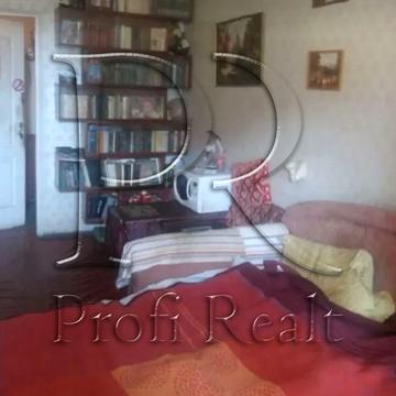 Дніпровська набережна вул., 5-А