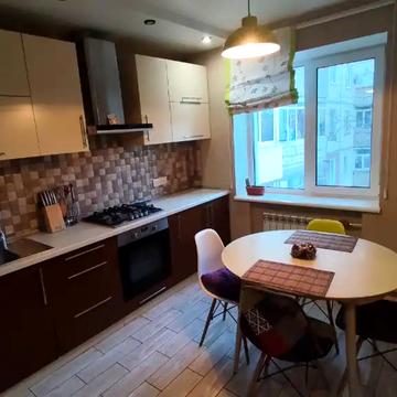 Слави бульв., 28