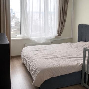 Євгена Сверстюка вул. (Марини Раскової), 6