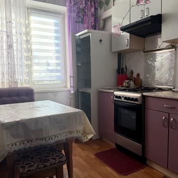 Симиренка вул., 7