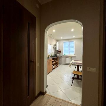 Перспективна вул., 12