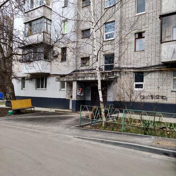 Бориса Мозолевського вул. (Корнійчука), 2