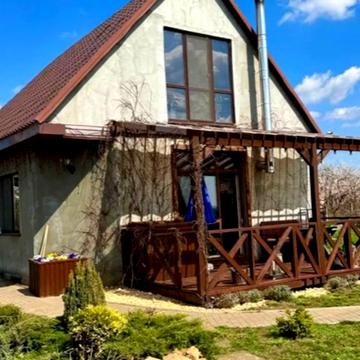 Мистецька вул. (Жовтнева)