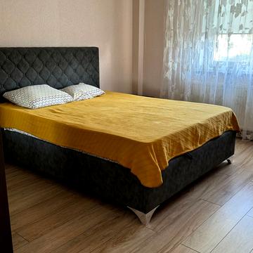 Михайла Грушевського вул., 30в