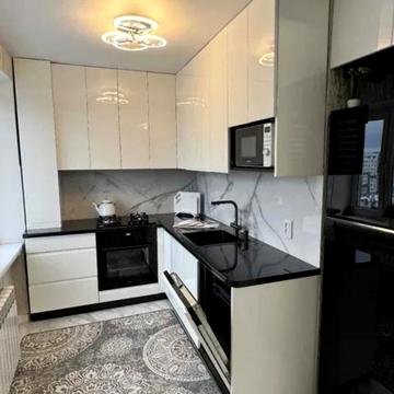 Володимира Великого вул. (Артема), 35