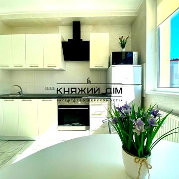 Юлії Здановської вул. (Ломоносова), 46/1