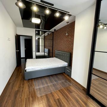 Олени Степанівни вул. (Ленінградська), 8