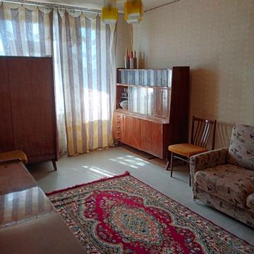 Нескорених вул., 33