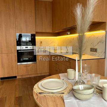 Набережно-Рибальська дорога вул., 27