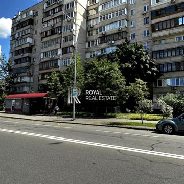 Драгоманова вул., 27