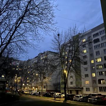 Володимира Вернадського вул., 10