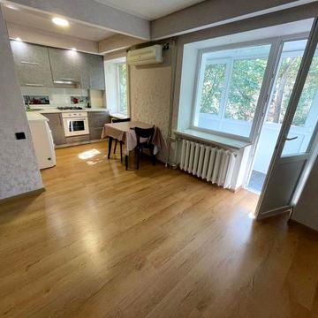 Паторжинського вул., 6-Б