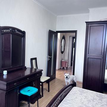 Академіка Сахарова вул., 26