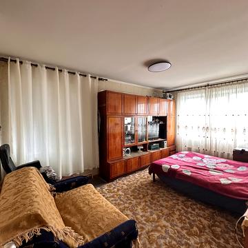 Київська вул., 3