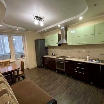 Драгоманова вул., 1-А