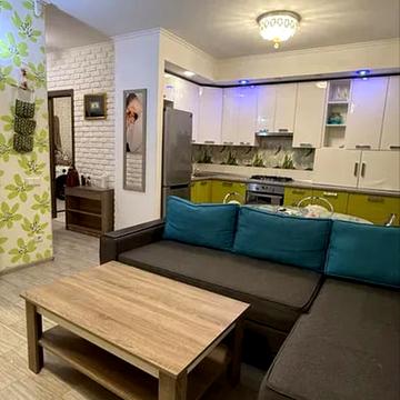 Волошкова вул., 1