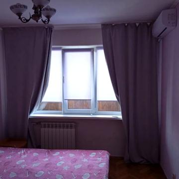 Композитора Лятошинського вул., 22