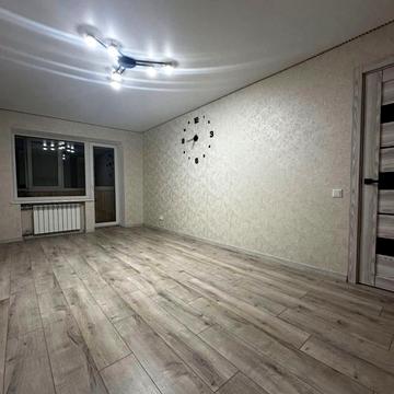 Андрія Мельника вул., 10