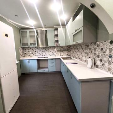 Кримська вул., 84