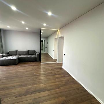 Княгинин вул., (Будинок 4)