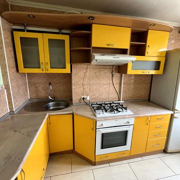 Колодязна вул., 10