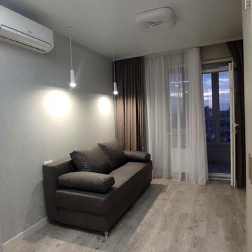 Перлинна вул., 11