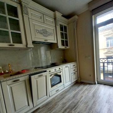 Мирослава Скорика вул. (Петра Чайковського), 31