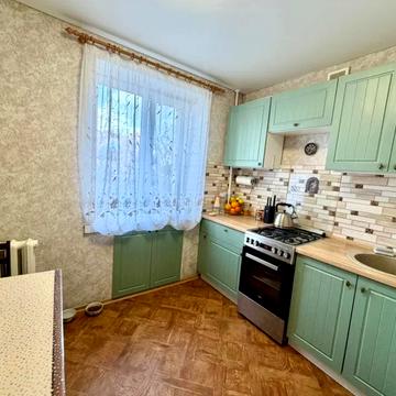 Європейська вул. (Новгородська), 4