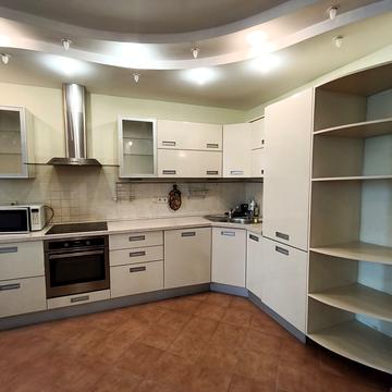 Петра Григоренка просп., 28